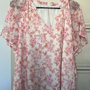 Floral V-Neck Flutter Sleeve Top - Pink & Peach